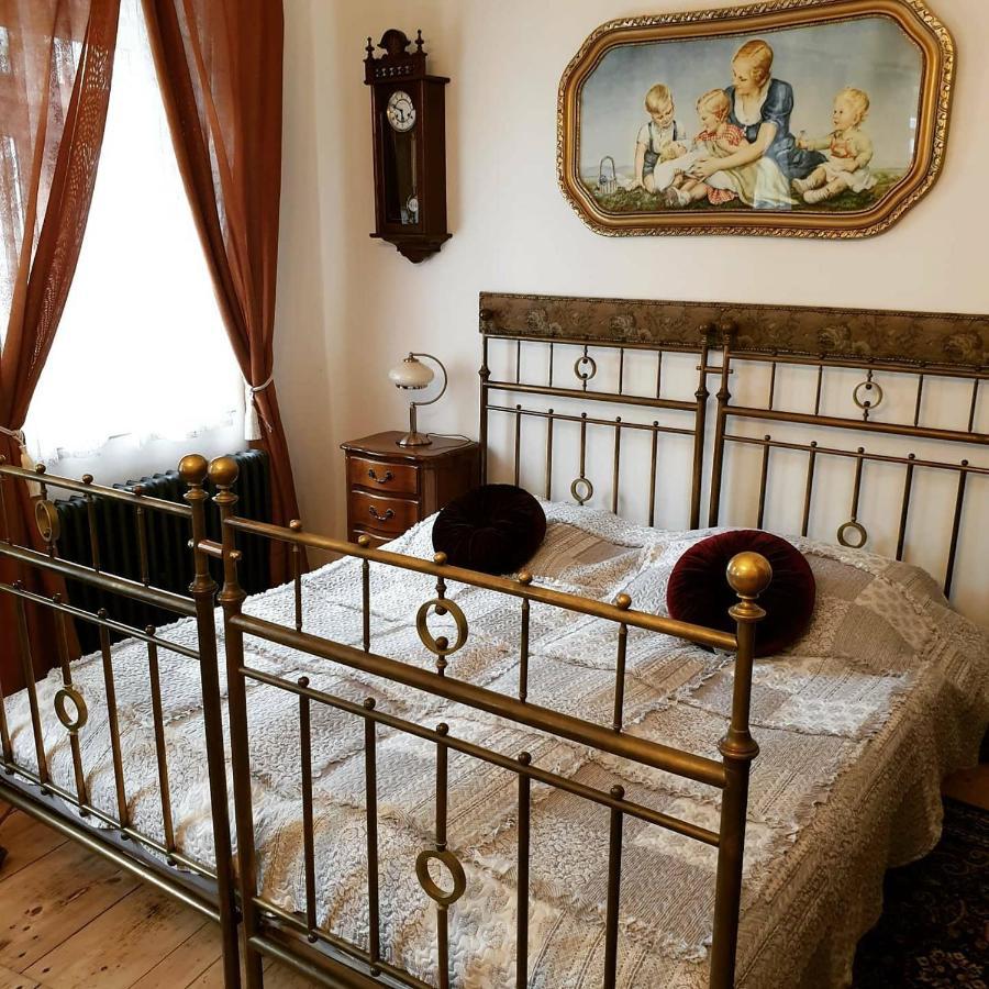 Zlata Leta - Apartmanovy Dum Яхимов Экстерьер фото
