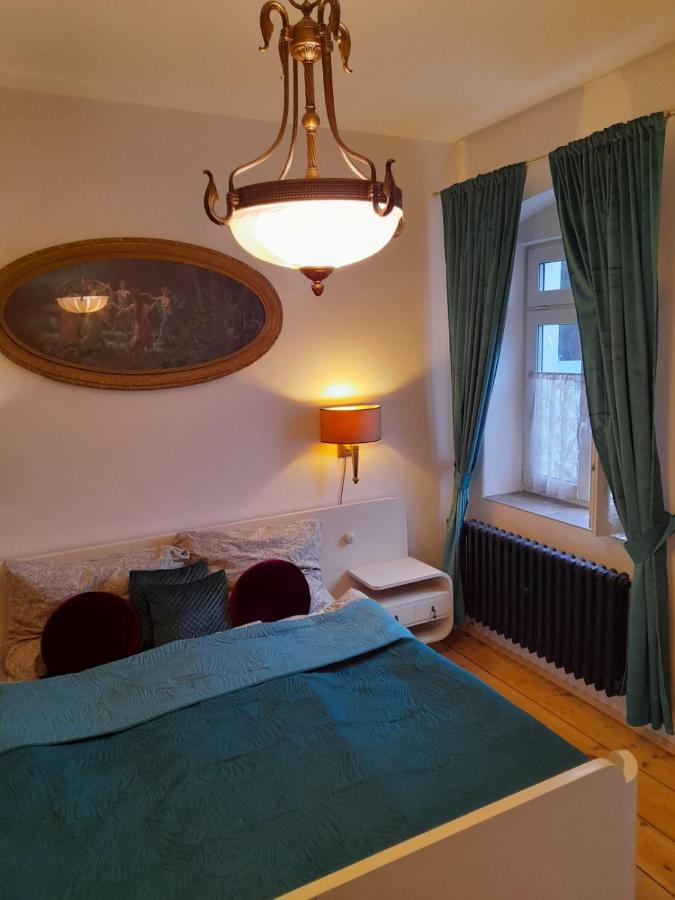 Zlata Leta - Apartmanovy Dum Яхимов Экстерьер фото