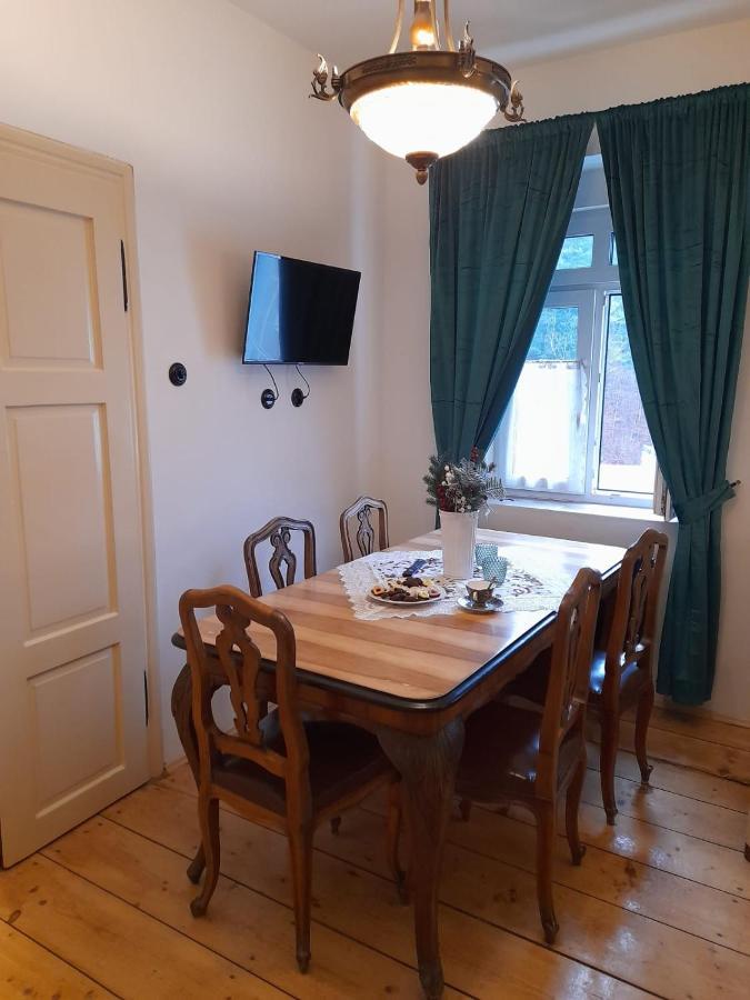 Zlata Leta - Apartmanovy Dum Яхимов Экстерьер фото